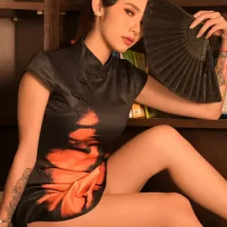 姍彤 Shan Tong